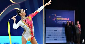 見よう - イタリア新体操チームによるオリンピック競技へのオマージュ