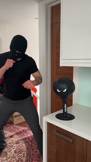 Never too late to learn #funpunch #boxing #stressrelief #tiktokmademebuyit