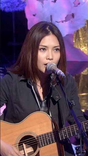 YUI – Green a.live (Live 2011) #1