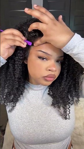 How to Install a Half Wig in Seconds! 😱link in ｂｉｏ！！#kinkycurlyhair #halfwig