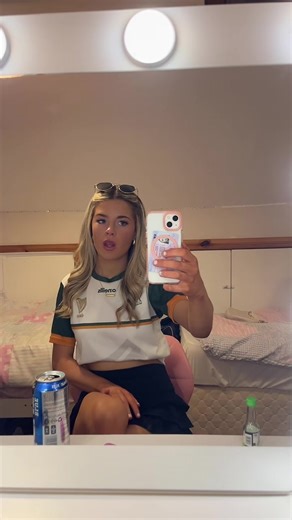 noterinmccann (@noterinmccann)’s videos with Cod Liver Oil & The Orange Juice - Single Version - The Mary Wallopers