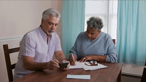 National Council on Aging Benefits Check Up TV Spot, 'Benefits'