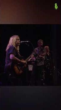 Rickie Lee Jones - "Tell Somebody (Repeal the Patriot Act)" (live on eTown)