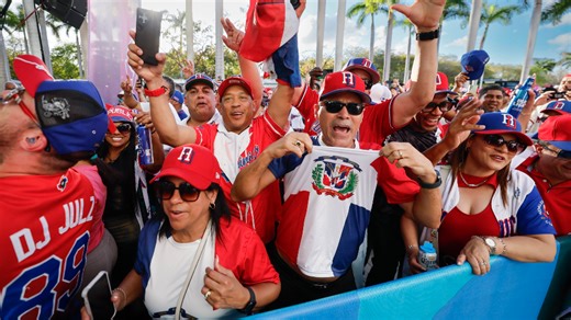 Sights and sounds from WBC Pool (D) party: Venezuela vs. Dominican Republic