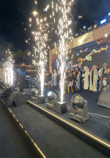 OUN Choir Collaborates with Smow Tent for a Magical Performance