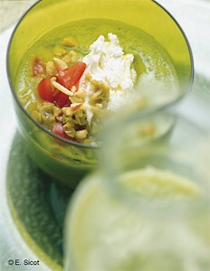 Concombre en gaspacho pour 4 personnes - Recettes - Elle à Table