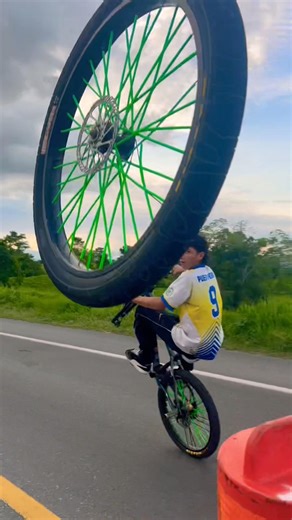 Casi sale mal 😱#bikeshorts #humor #videoviral #bickelover