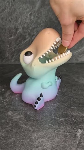 13K views · 54 reactions | Maker, dinosaur dentist 練 醴, Alima Unique Designs does it all! Find this fun Dinosaur Money Box and more here: https://than.gs/u/1532201 #3DPrinting | Thangs | Facebook