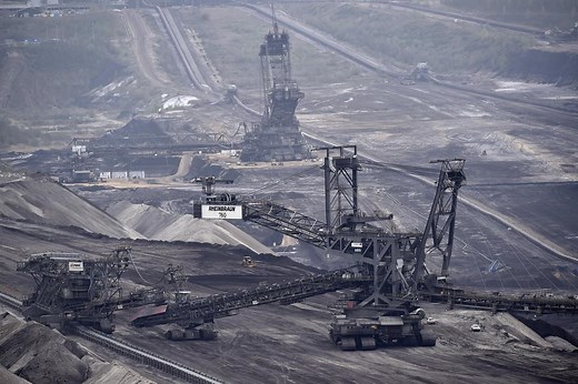 Quand l'Allemagne rase des villages pour des mines de charbon | RTS