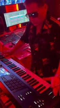 Scott Storch is back in the Studio making a Banger with his Signature Sound! 🎶🔥