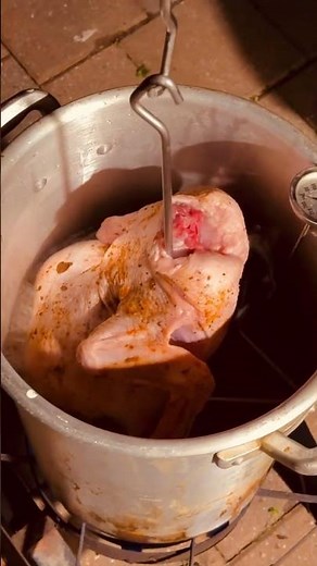 Deep-fried Whole Duck #bbq #food #duck #deepfrying #deepfried #thanksgiving #holiday #crispy