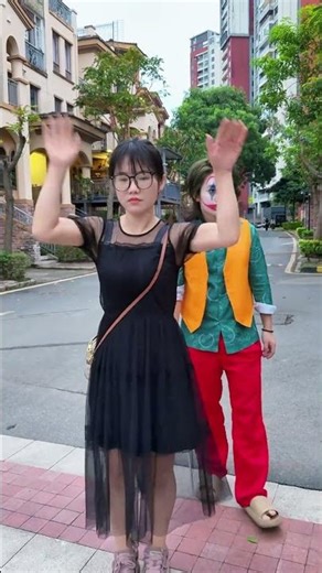 Tang Wutong saved Coco and the female warrior!