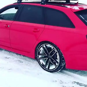 6.5K views · 94 reactions | Lekker spelen in de sneeuw ☃️ | Auto Auctions NL | Facebook