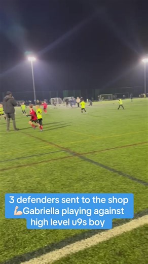 Mastering Soccer Skills: Sharp Turns Against Defenders