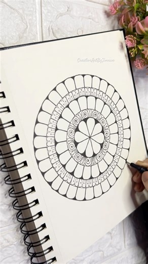 Super easy Mandala Art for beginners 💖✨#art #mandalaart #mandaladesign #drawing #ytshorts