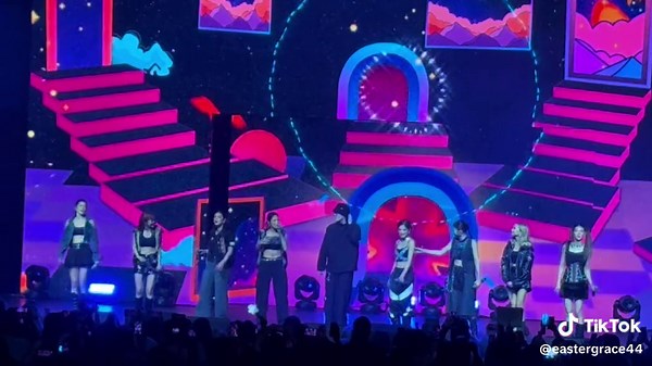 SECRETS: Full Performance by BINI with EAJ