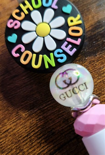The ultimate Counselor Week gift! 🖊️✨ ​National School Counseling Week is Feb 2-6 and we are obsessed with this custom beaded pen! 🌼 From the daisy