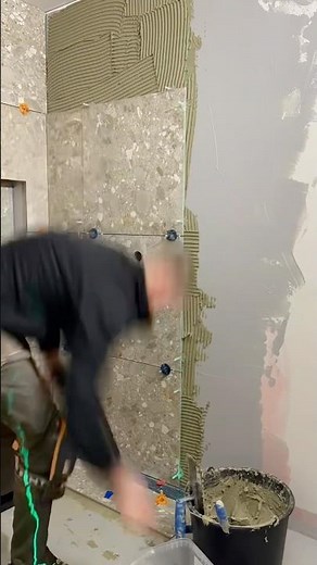 Sådan ligger du fliser i et badeværelse
