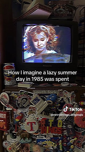 Lazy Summer Days in 1985: A Retro Dream