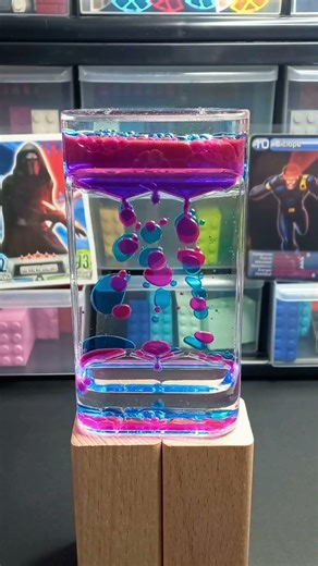 Hypnotic Liquid Falling #Hypnotic #Satisfying