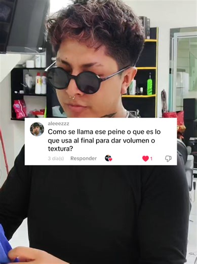 No es solo aire, es técnica. 🌬️ En Bobo'S Barber Inc. usamos el difusor para crear texturas únicas y volúmenes con acabado de autor. Elevamos el estándar de tu corte. 💎 ​📍 Visítanos y vive la experiencia. #BobosBarberInc #BarberiaPremium #MenStyle #TextureHair #BarberLife