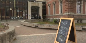 Burlington library welcomes visitors on Thanksgiving