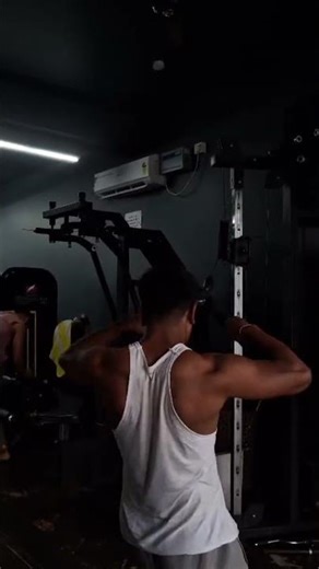bodybuilder ☠️ motivationel attitude video? #motivation #edit #cbum #chrisbumstead #sairi #gymshorts