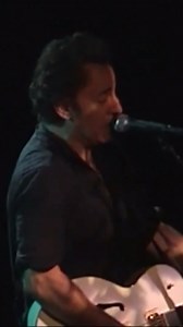 Twenty years ago, Bruce Springsteen brought his solo acoustic show to Hard Rock Live in Hollywood, Florida. The concert had been rescheduled from Sunrise, Florida, on November 3 due to damage caused by Hurricane Wilma. That night, he delivered a wonderful performance of “Ain’t Got You”. | Songs by Springsteen