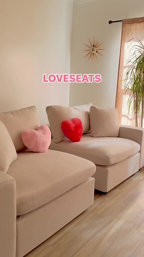 Time for our loveseats to shine 🛋️❤️ Featured: 2-Seat Modular Loveseat (Extra-Deep) in Oatmeal Beigr