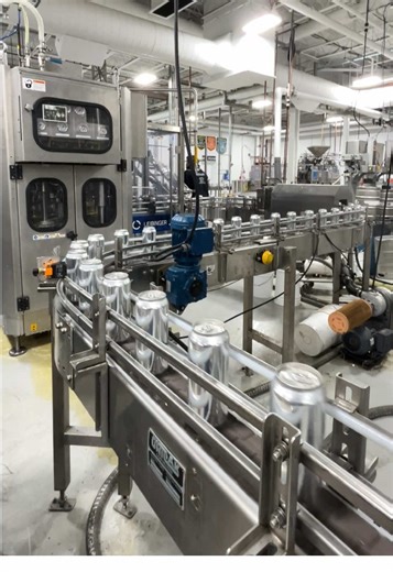 Ever wonder what putting beer into cans looks like? Well…..this is it #craftbeer