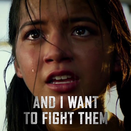 Fearless and ready to fight. Isabela Moner is Izzy in Transformers: The Last Knight! | Transformers