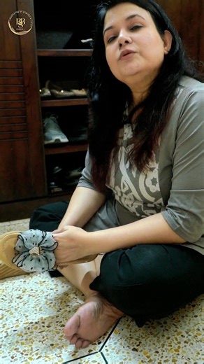 👟 Shoes aren't just for walking — they deserve care too! ✨ Daily use builds up sweat, which invites bacteria 🦠 — not ideal for your feet! 🧼 Clean them regularly 💨 Let them breathe 🌟 Stay fresh, stay confident Because healthy shoes = happy feet 🦶 #BBSGallery | BBS Gallery