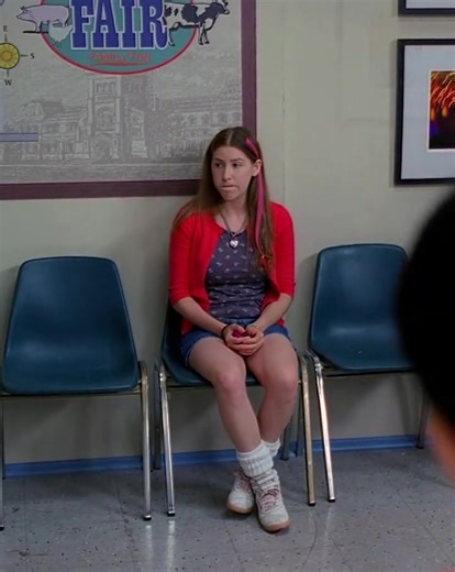 1.1M views · 10K reactions | Sue- I’m not helping. #fbreels2025ツ #everyoneシ゚ #viralpost2025 #everyonehighlights #trendingpost #TheMiddle #MustWatch #fblifestyle #highlights | John Clifford Borbajo | Facebook