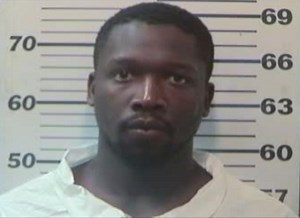 Mobile police arrest two suspects in apartment complex homicide