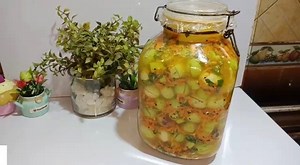 الزيتون المخلل بخلطتي السحرية🙈🙈 . احلى زيتون مخلل بأسهل الطرق و ابسطها 😉😎😎😎 بطريقتى #فاطمه_ابو_حاتى❤ ده لينك الجروب بتاعتنا https://www.facebook.com/groups/716097968833705/?epa=SEARCH_BOX | فاطمة أبو حاتي - Fatma Abu Haty