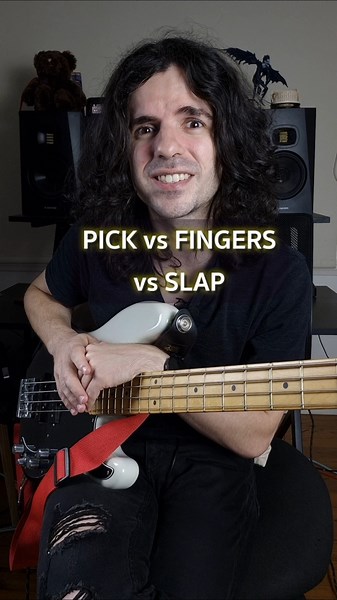 When I Come Around Bass - Pick vs Fingers vs Slap bass