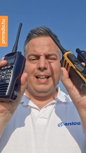 Miért nem tölthetők a régebbi USB 5V-os eszközök az újabb okos USB töltőkről? A régebbi USB-s eszközök (pl. korai mobiltelefonok, GPS-ek, zenelejátszók) jellemzően egyszerű 5V/500mA – 1A töltésre lettek tervezve, és nem kommunikálnak a töltővel. Az újabb „okos” USB töltők viszont gyakran USB Power Delivery (USB PD) vagy Quick Charge szabványokat használnak, amelyek kommunikációt várnak az eszköztől, mielőtt energiát szolgáltatnak. Ha a régi eszköz nem tud ilyen jelet adni, a töltő nem indítja el