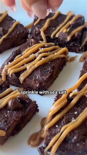 Simple Greek Yogurt Brownies (Gluten-Free, Lower Sugar) #mealprep #yogurtshake #greekcuisine