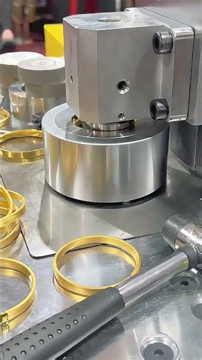 Solid bracelet/ring shaping machine 💍🏭#jewelry #machine #factory