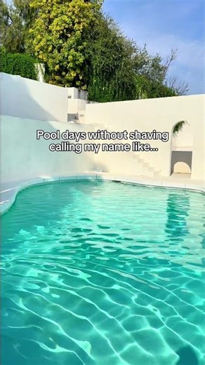 Pool Days Without Shaving 💦
