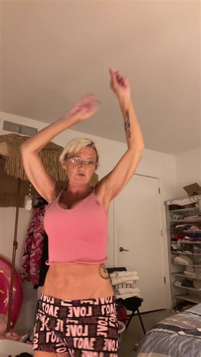 Greek Goddess Steph (@greekgoddesssteph)’s videos with 2 Step Remix - Kyvin Goodin-Rogers