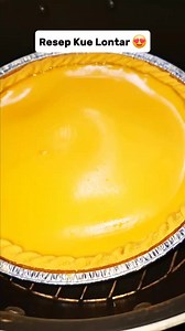 Video full resep kue lontar Mama Amira ❤️ Menerima Pesanan ❤️ Inbox/WA 081247729786 Adonan kulit Lontar ❤️ Ukuran 22CM 100gr Blue Band (1/2saset) 1 butir kuning telur 20gr Susu Dancow( 1bks) 1 gr Vanilli sedikit aja (opsional) 115gr Tepung terigu aduk hingga kalis Isi Fla Kue Lontar ❤️ 1 kaleng Susu FF Gold 370gr 3 butir Kuning Telur 4 butir Telur utuh ukuran besar 1 kaleng Air Panas(kaleng susu ) 1 Sdm pasta Vanila 1/2 sdm Maizena /5 gr (opsional) Saring Adonan Fla #fyp #ResepLontarMamaAmira #e