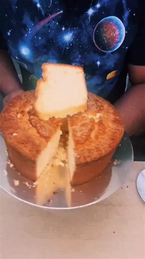 5-minute pound cake recipe made from scratch and with only 2 steps. This is an easy pound cake recipe that anybody can do. Jaffry’s Two Step Poundcake: 4 cups cake flour 3 cups granulated sugar 4 sticks (1 cup) butter, softened 3/4 cup buttermilk 6 large eggs, beaten 1 tsp vanilla extract Instructions: Pre heat your oven to 325. In a bowl of a stand mixer (in order) add your cake flour, sugar, butter, buttermilk, large eggs, and vanilla. Mix together those ingredients on low speed for 2 minutes.