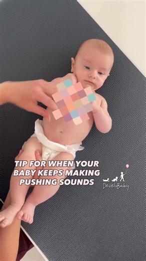 This little exercise is great if your baby has tummy troubles such as gas, constipation, or just a little ache. I used it myself when changing diapers for my own two babies - especially in the latter half of the day, as they both could get upset stomachs at night. Place two fingers to the sides below the belly button. Feel free to move your fingers around a bit in that area. It doesn’t have to be super precise - there’s nothing magical about this… The aim is simply to create movement in the inte