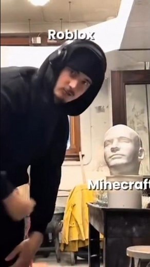 Roblox vs minecraft which is better #minecraft #lifstealsmp #shortsviral #viral #roblox