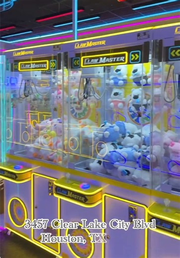 🧸✨ Claws, prizes & delicious ice cream – only at BearBit ! 🍦🎮 #fyp #viral #explore #houston #local