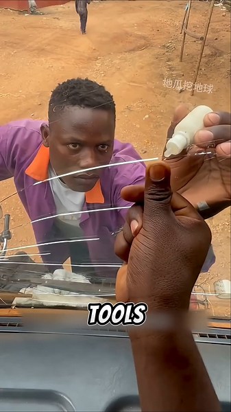 Smart Way to Fix a Cracked Windshield