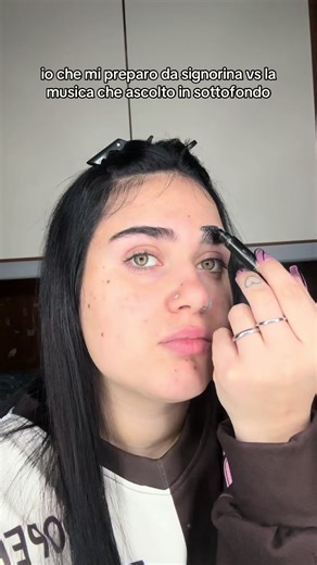 Non fate caso alla mia pelle schifosa senza filtro🥺😂