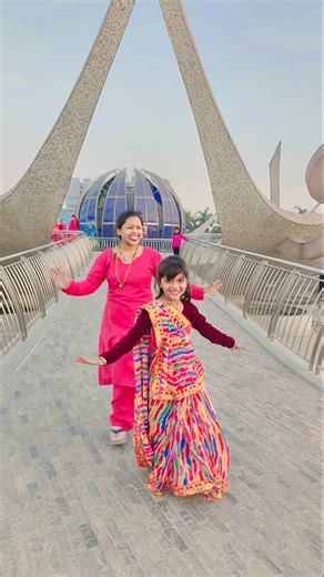 Lavishka Raj | Kamariya Se baatein balamua Hamar#😂🤣🤣 | Instagram