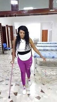 incomplete para two vs single forearm crutch